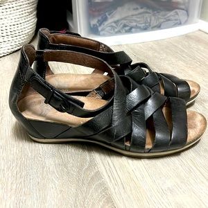 Dansko leather wedge gladiator women’s sandal. Size 6 (36)